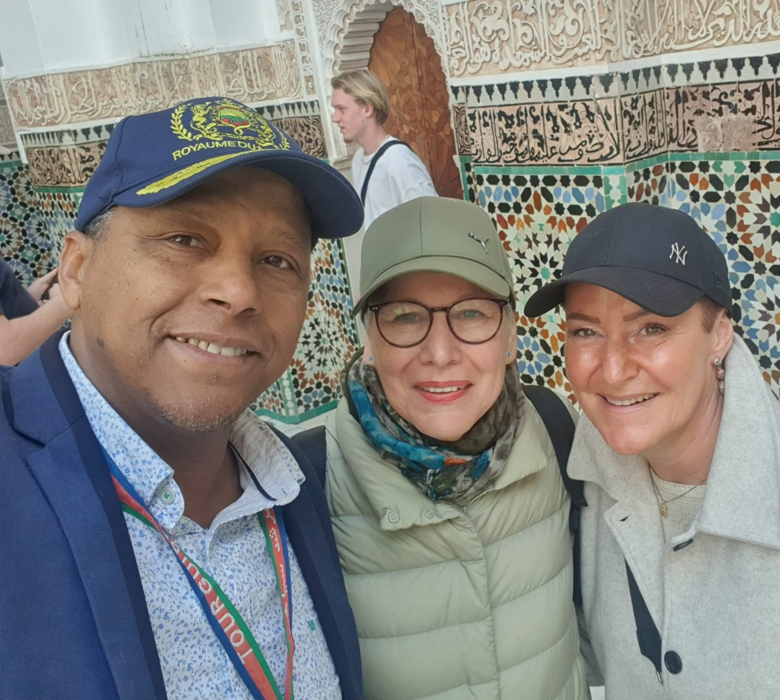 Guiding visitors at historical monuments